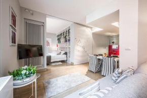 AB Plus - via Santo Stefano 74